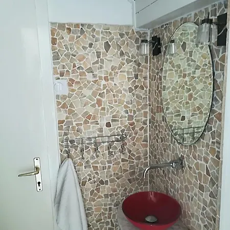 Sajkod Vendeghaz בית נופש *